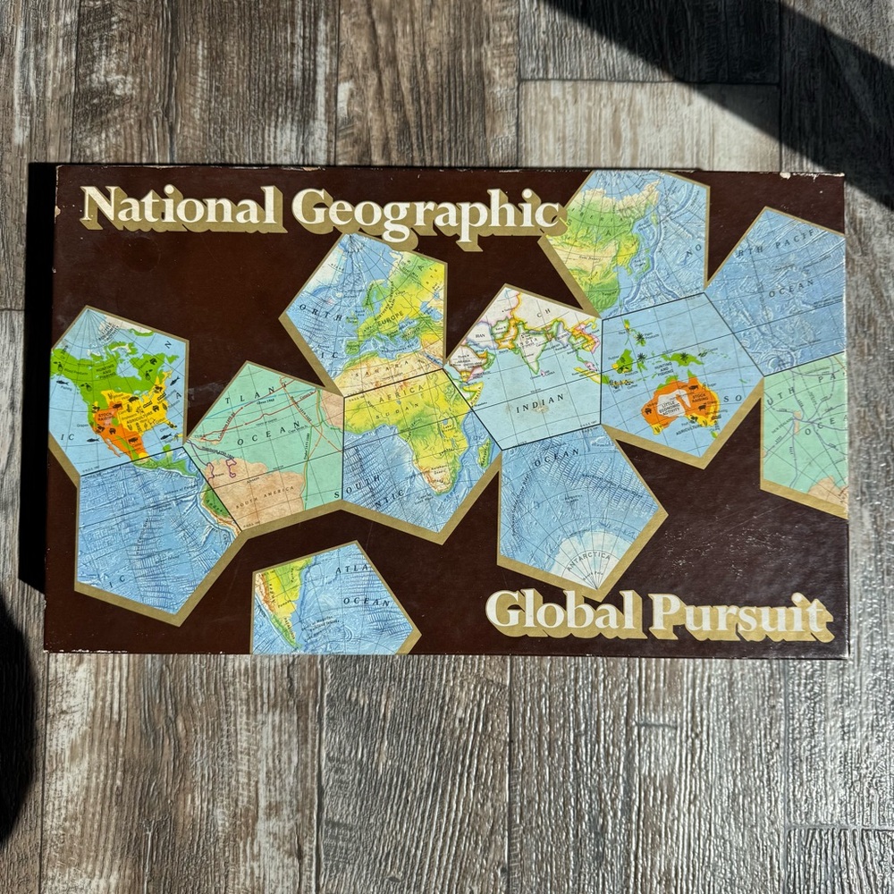 Vintage 1987 - National Geographic Global Pursuit Family Board Game - COMPLETE